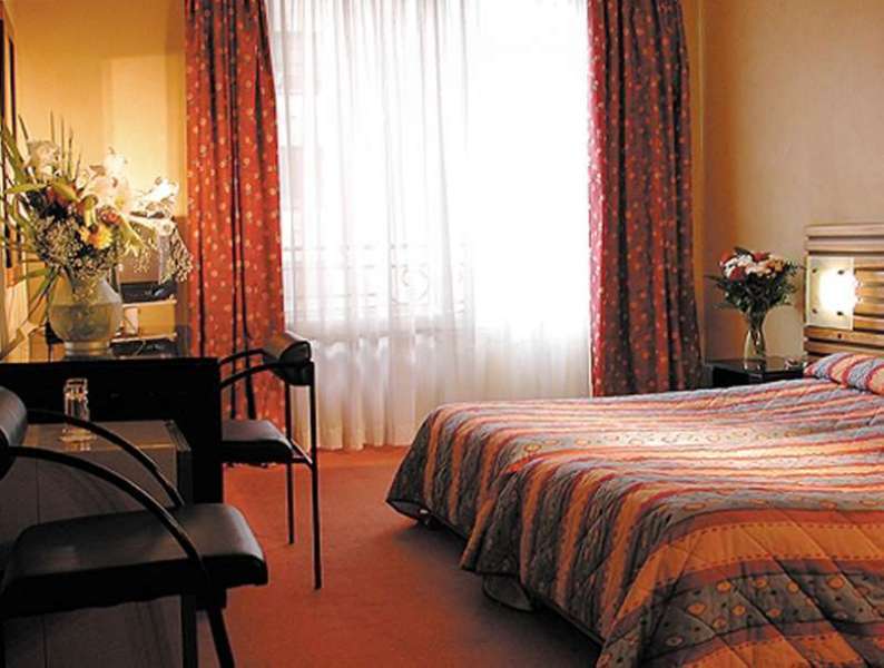 Greet Centre Saint Charles 2* Marseilles